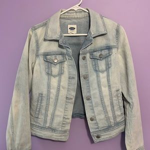 Old Navy Small Jean Jacket great condition.